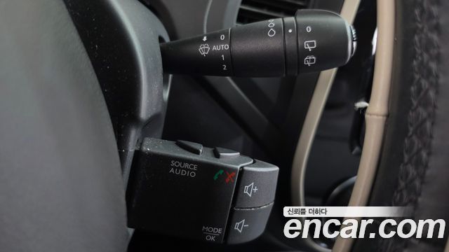 Renault Korea QM3 2018 — photo 27