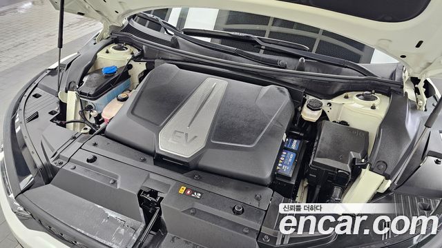 Kia EV6 2022 — photo 6