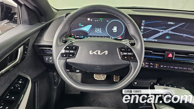 Kia EV6 2022 — photo 19