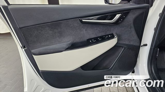 Kia EV6 2022 — photo 14