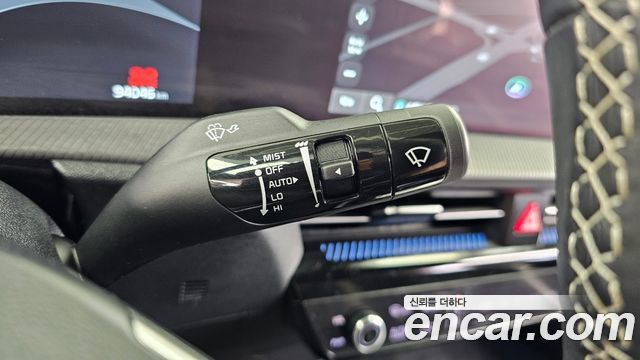 Kia EV6 2022 — photo 28