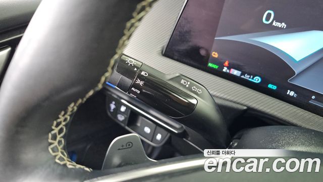 Kia EV6 2022 — photo 33
