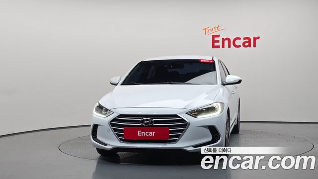 Hyundai AVANTE 2018 — photo 3