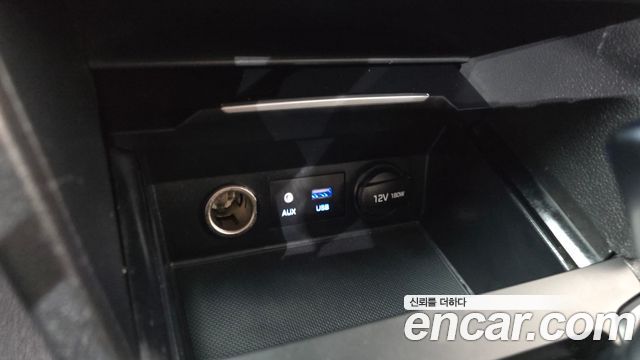Hyundai AVANTE 2018 — photo 29