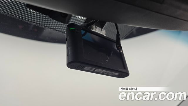 Hyundai AVANTE 2018 — photo 30
