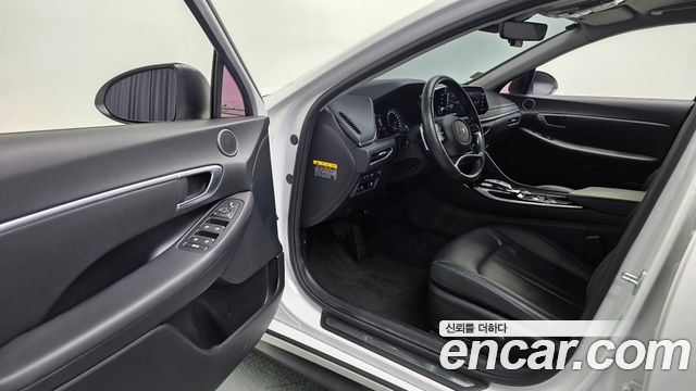 Hyundai Sonata 2020 — photo 11