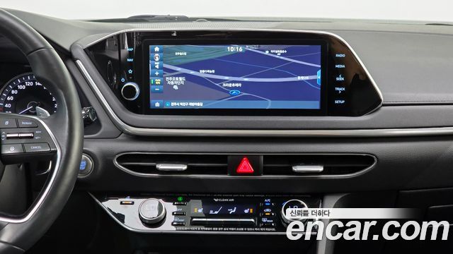 Hyundai Sonata 2020 — photo 16