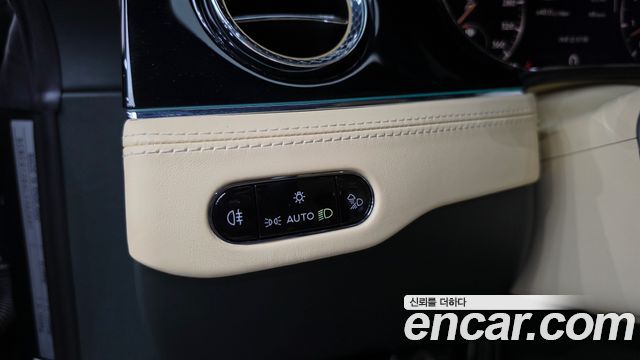 Bentley Continental 2020 — photo 28
