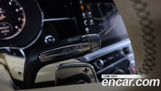 Bentley Continental 2020 — photo 30