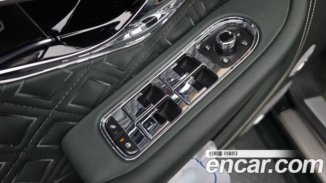 Bentley Continental 2020 — photo 36