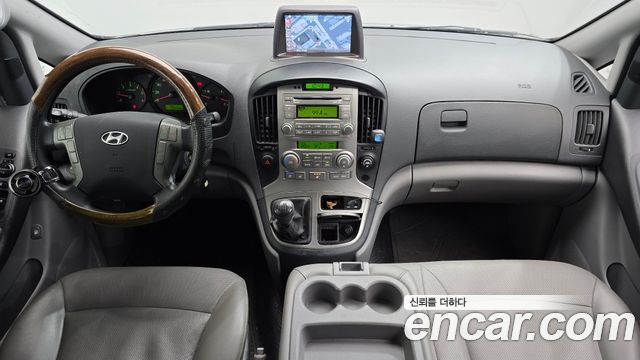 Hyundai Starex 2014 — photo 7