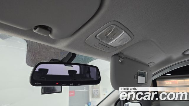 Hyundai Starex 2014 — photo 16