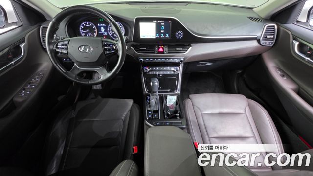 Hyundai Grandeur 2018 — photo 10