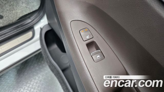 Hyundai Grandeur 2018 — photo 25