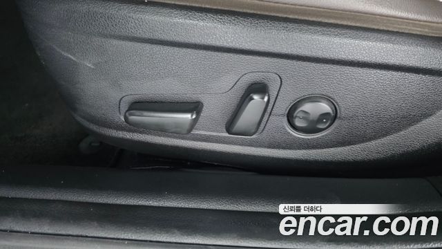 Hyundai Grandeur 2018 — photo 31