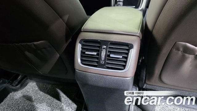 Hyundai Grandeur 2018 — photo 34