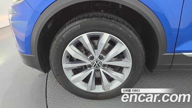 Volkswagen T-Roc 2021 — photo 5