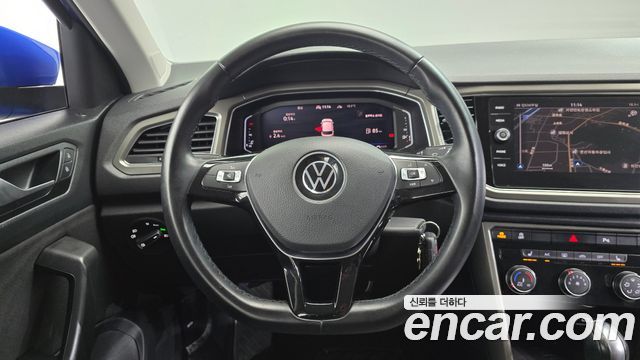 Volkswagen T-Roc 2021 — photo 19