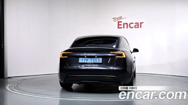 Tesla Model 3 2025 — photo 4