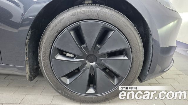 Tesla Model 3 2025 — photo 7