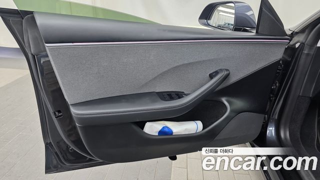 Tesla Model 3 2025 — photo 14