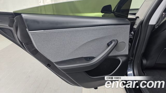 Tesla Model 3 2025 — photo 15