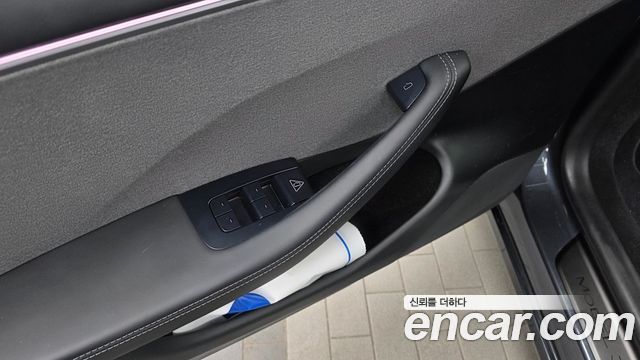Tesla Model 3 2025 — photo 32