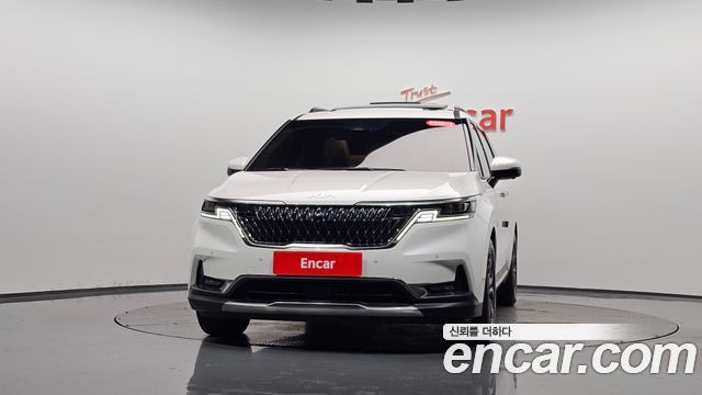 Kia Canival 2023 — photo 3