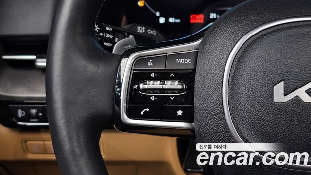 Kia Canival 2023 — photo 21