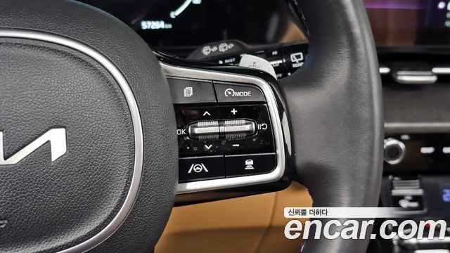 Kia Canival 2023 — photo 22