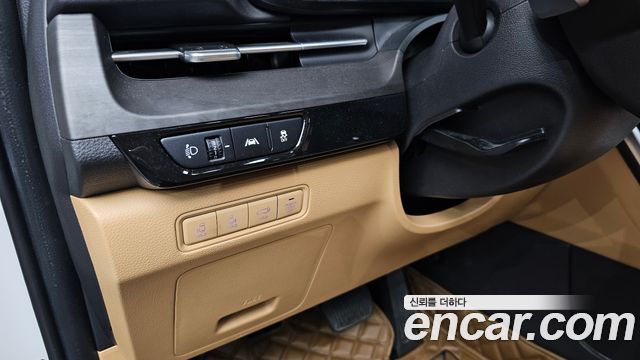 Kia Canival 2023 — photo 23