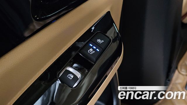 Kia Canival 2023 — photo 30
