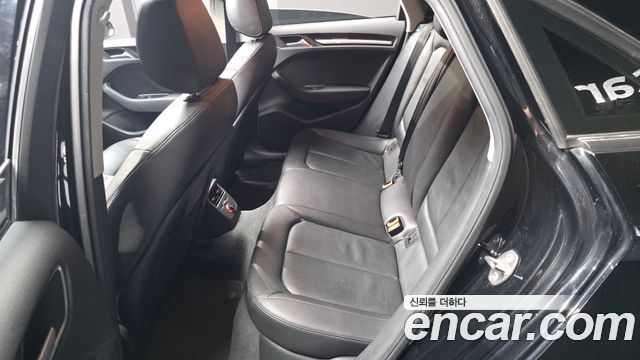 Audi A3 2015 — photo 11