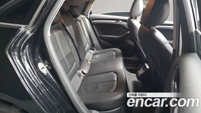 Audi A3 2015 — photo 12