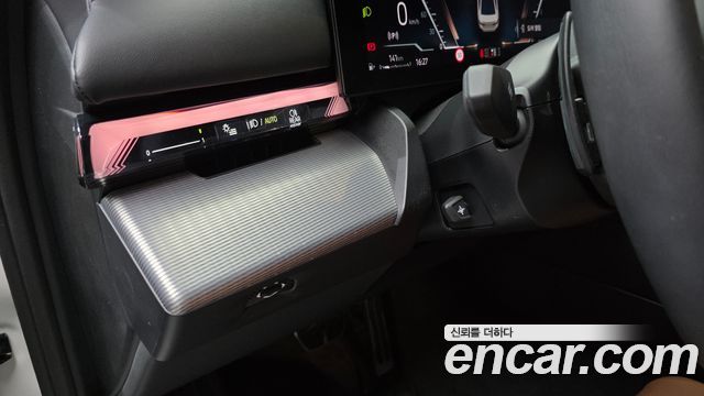 BMW 5-Series 2025 — photo 23