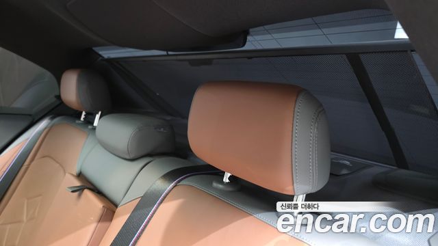 BMW 5-Series 2025 — photo 26