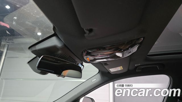BMW 5-Series 2025 — photo 27
