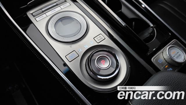 Genesis GV80 2022 — photo 12