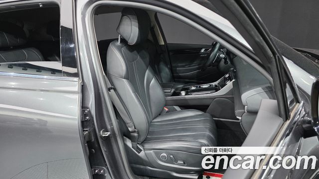 Genesis GV80 2022 — photo 17