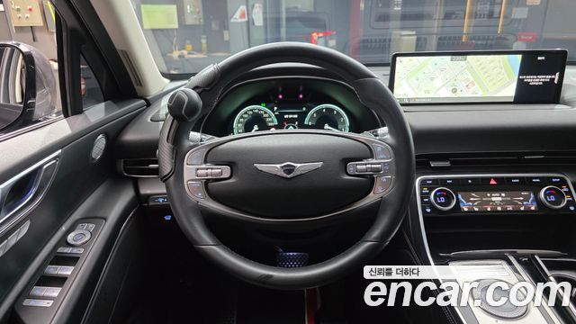 Genesis GV80 2022 — photo 18