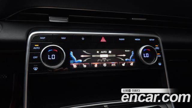 Genesis GV80 2022 — photo 31
