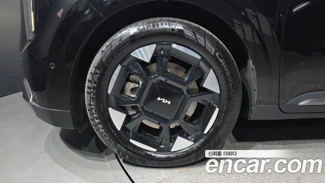 Kia Canival 2025 — photo 5