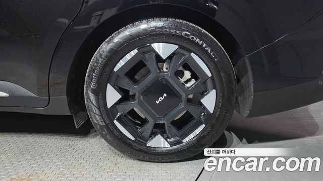 Kia Canival 2025 — photo 7