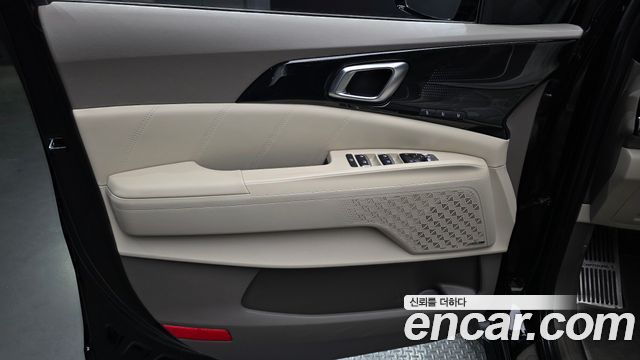Kia Canival 2025 — photo 14