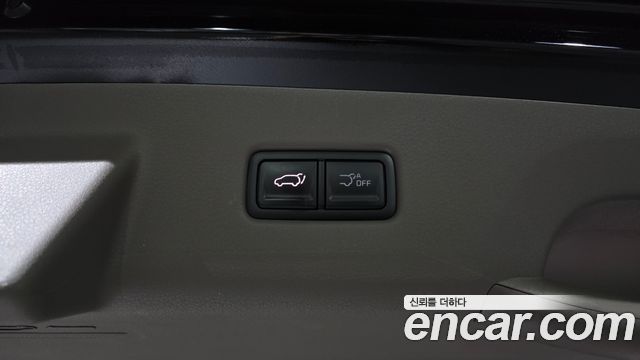 Kia Canival 2025 — photo 36