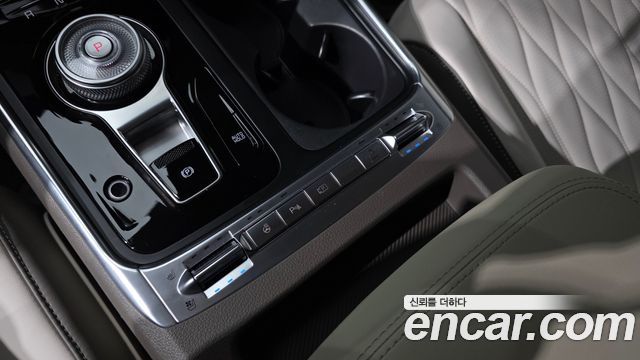 Kia Canival 2025 — photo 40