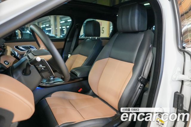 Land Rover Range Rover Velar 2025 — photo 12