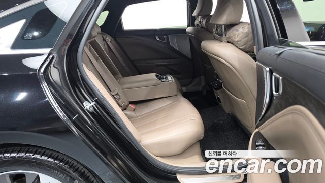 Kia K8 2022 — photo 17