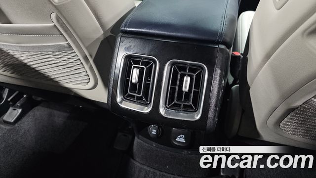 Kia Sorento 2024 — photo 31