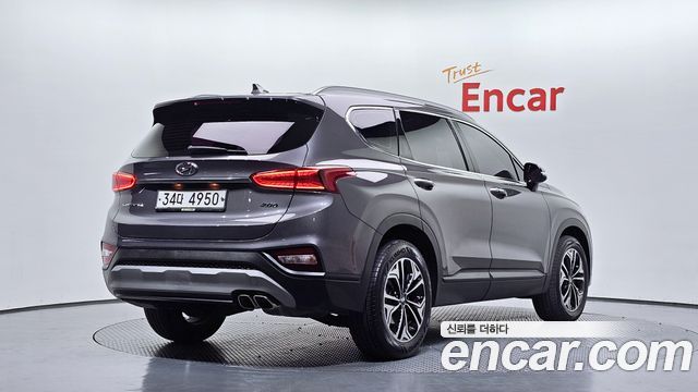 Hyundai Santafe 2019 — photo 2